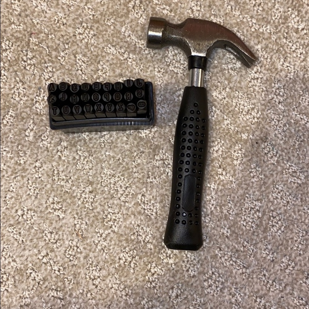 Metal jewelry stamp